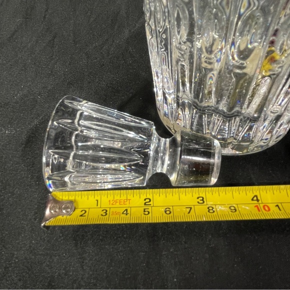 Elegant Clear Glass Decanter - Picture 9 of 9